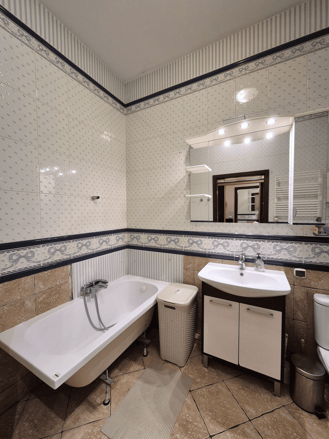 2-кімнатна квартира на ul. Kasprzaka 24a, Wola